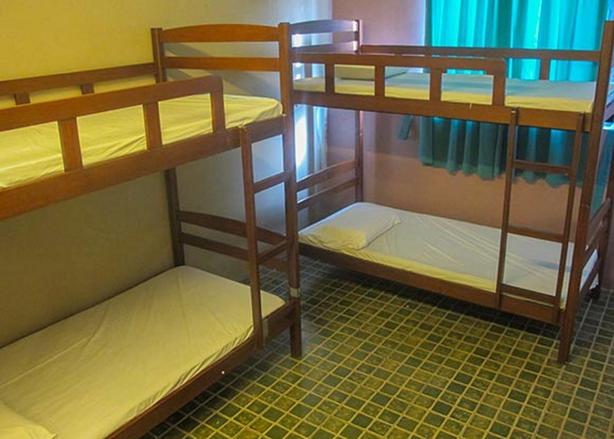 Borneo Backpackers Vandrehjem Kota Kinabalu Eksteriør billede